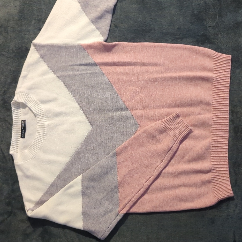 New Women's Shein Soft Sweater Size L